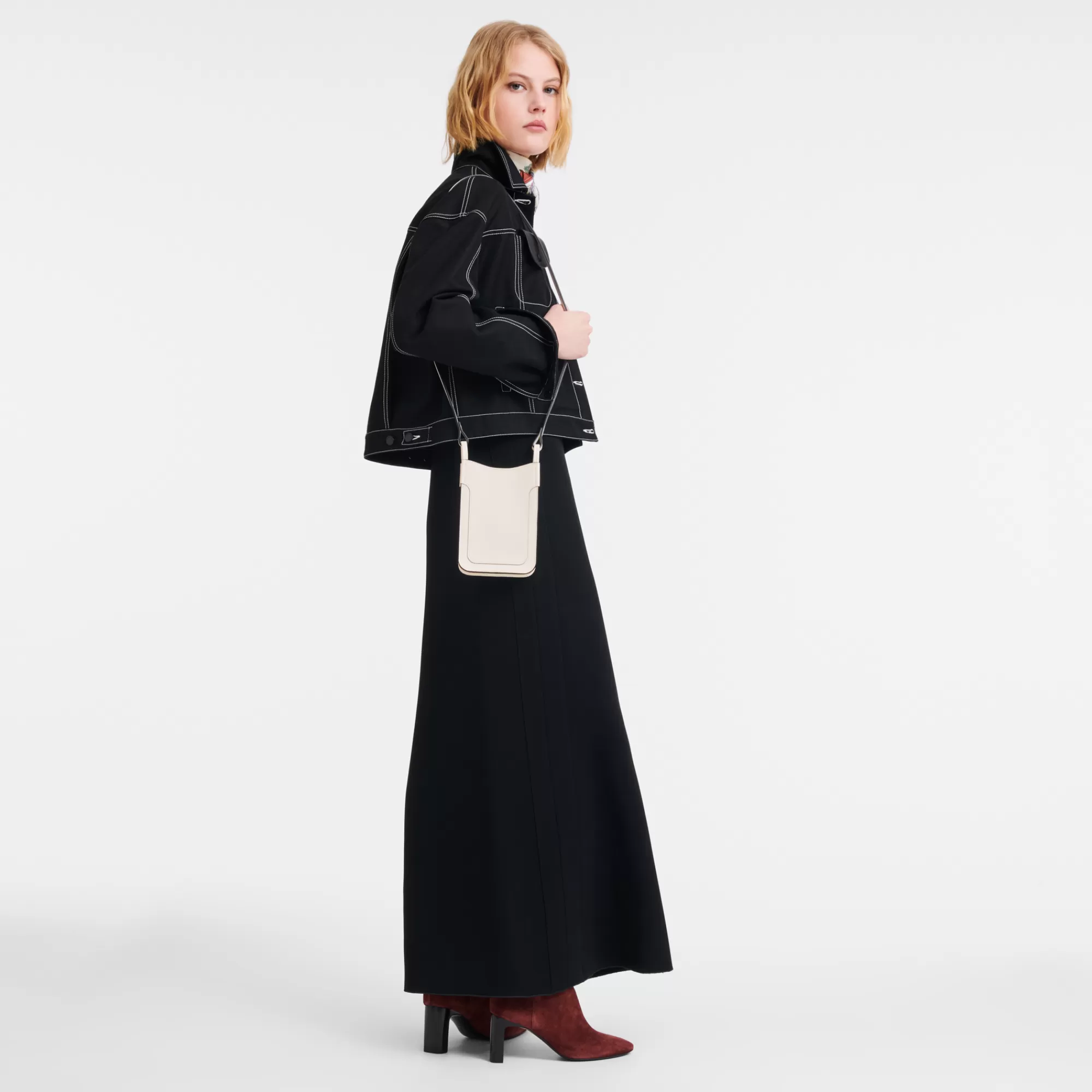 Mujer Longchamp Le Foulonné Funda de teléfono con cordón de piel